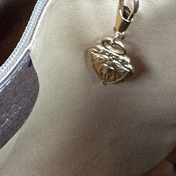 Auth Gucci GG Supreme PVC x Leather Beige Drawstring Shoulder Bag - Picture 3 of 14